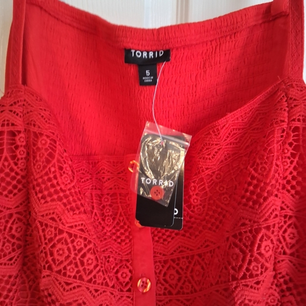 Torrid Red Floral Lace Tank Top Button Front Sleeveless Plus Size 5X Cami - Picture 4 of 6
